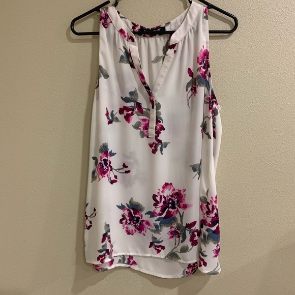 Tops - Sweet Rain top size large